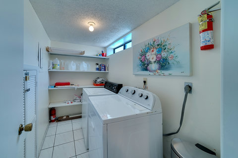 Laundry Room (connected to Kitchen)