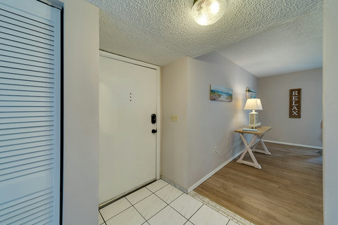 Main Floor Hallway entrance