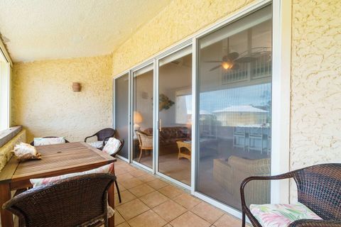 Spacious balcony to enjoy meals and drinks while you gaze at the gorgeous Caribbean waters.