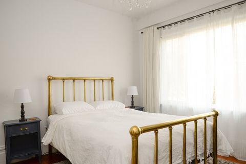 Bedroom with Queen Bed.