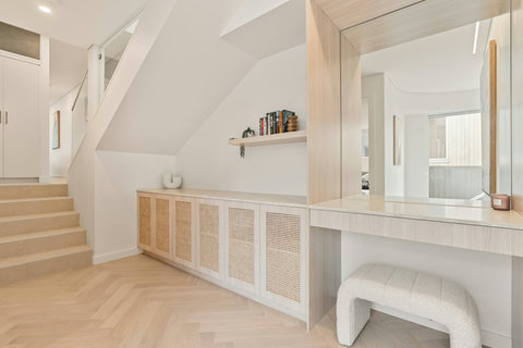 A welcoming entrance with light-filled interiors and beautifully crafted contemporary finishes.