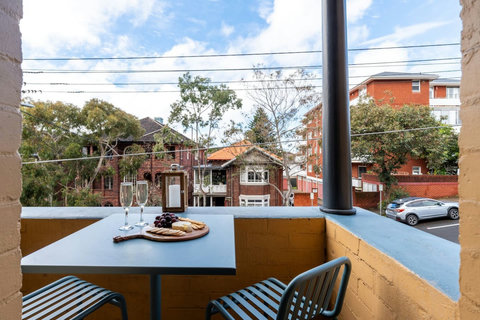 Open the doors and enjoy an easy connection between the interior and private balcony