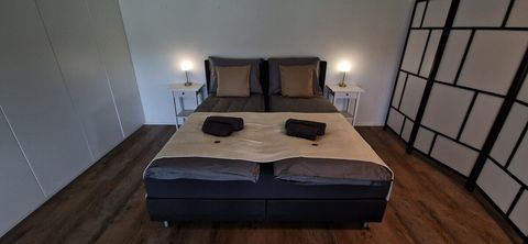 Schlafzimmer 1