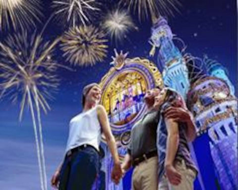 Magical Proximity to Disney - Experience the joy of Disney World only 10 minutes away.