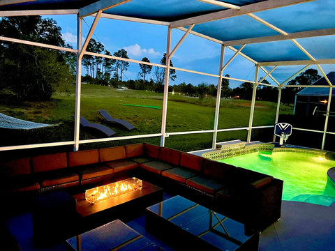 Enjoy a private pool patio with firepit, hammock, sun loungers, putting green, games, BBQs, driving range, and access to the clubhouse with world-class dining. All this overlooking a championship golf course designed by renowned Mike Dasher.