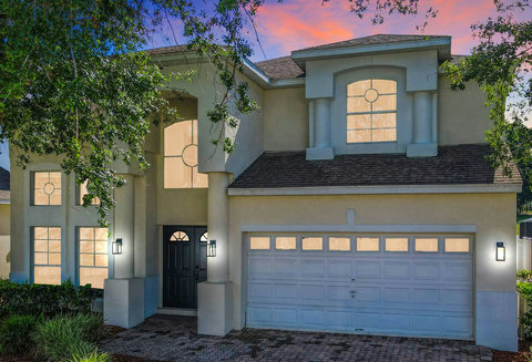 Welcome to Disney Estate! Enjoy stunning exterior design with beautiful views over your private pool, championship golf course, and resort clubhouse. Access amenities like Lap Pool, Pickleball, Tennis, and Children's Playground.

