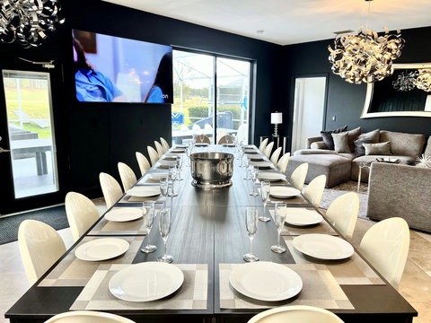 Indulge in exclusive private chef dinners in our Private Dining Room. Enjoy Philip Starck designed chairs for up to 20 persons inside and 24 persons outside, overlooking the private pool and golf course. Unwind with cocktails at the Fire Pit.