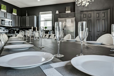 Indulge in exclusive private chef dinners in our Private Dining Room. Enjoy Philip Starck designed chairs for up to 20 persons inside and 24 persons outside, overlooking the private pool and golf course. Unwind with cocktails at the Fire Pit.