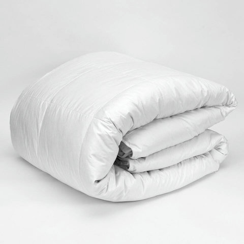 Enjoy the perfect combination of deluxe down comforters and the premium touch of high-end Frette duvet sheets, ensuring a truly restful and luxurious slumber.

