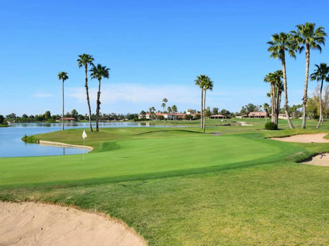 McCormick Ranch Golf Club Palm Course: Experience golfing paradise at the scenic Palm Course of McCormick Ranch Golf Club.