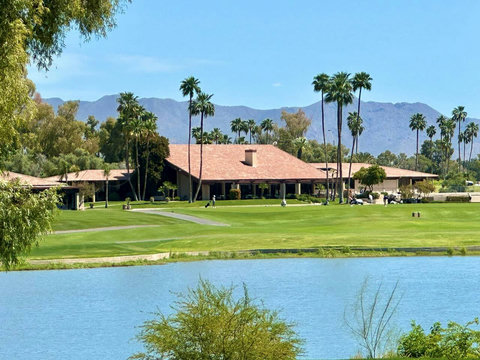 View from back garden of our golf lake resort villa overlooking the 2 world class golf courses Palm & Pine at McCormick Ranch Golf Club, located in the heart of Scottsdale right in between Old Town and Kierland Scottsdale Square. 