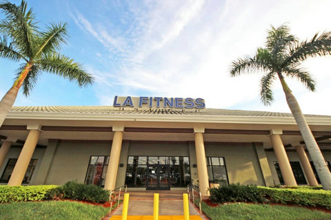Rejuvenate at LA Fitness in PGA National - Unwind and recharge in style at our state-of-the-art fitness center. Your well-being is our top priority!