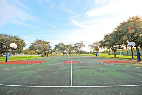 Play and explore! Experience our elegant home, near PGA National Park, where complimentary Sports activities keep everyone engaged. 