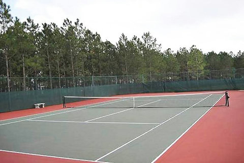 Exclusive Access to Complimentary Tennis Court - Enjoy a friendly match or two during your stay.
