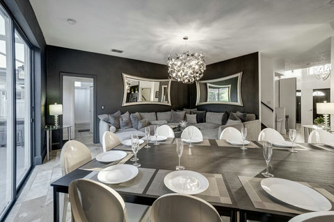 Indulge in exclusive private chef dinners in our Private Dining Room. Enjoy Philip Starck designed chairs for up to 20 persons inside and 24 persons outside, overlooking the private pool and golf course. Unwind with cocktails at the Fire Pit.
