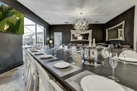 Indulge in exclusive private chef dinners in our Private Dining Room. Enjoy Philip Starck designed chairs for up to 20 persons inside and 24 persons outside, overlooking the private pool and golf course. Unwind with cocktails at the Fire Pit.
