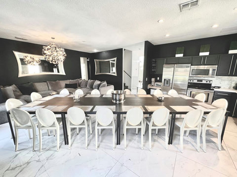 Elevate your dining experience! Our private dining room boasts Philip Starck designed chairs for up to 20 guests indoors and 16 outdoors. Enjoy pool & golf views, then unwind at the Fire Pit with cocktails.
