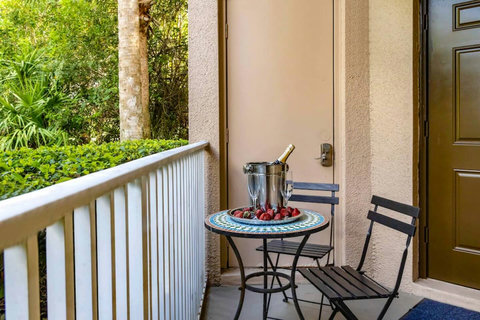 Sunlit Morning Retreat - Discover our 2nd Patio, basked in the warmth of morning sun, the perfect spot to start your day.