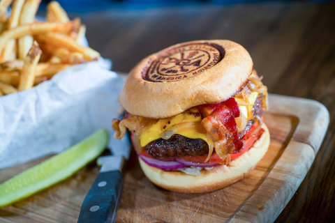 Stay at our villa and experience the gourmet delights offered at Taplow Pub, an dining experience.
