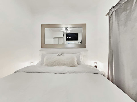 Bedrooms with 1 King or 2 Twin Beds  