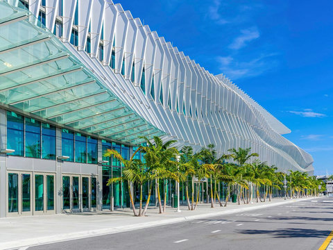 Walk to Miami Beach Convention Center