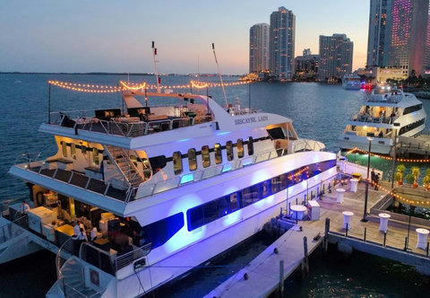 We can help you with all kinds of recommendations for your stay and be your one go-to source for your upcoming stay, with a full itinerary of top-rated activities, sightseeing, and tours to make your stay wonderful, creating memories of a lifetime. 