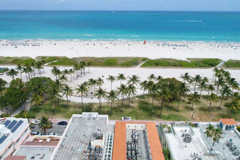 Behold the beauty of Casa Grande South Beach, nestled on Miami Beach Boardwalk and Ocean Drive. Explore Art Deco District, Lincoln Road, and South Pointe Park within walking distance. Walk, Jog or Bike around vibrant South.