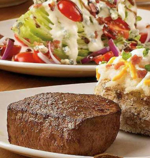 Stay at our villa and enjoy the mouthwatering dishes you can get at the nearby Outback Steakhouse.