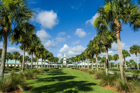 Stay steps away from the Golf Club House, providing you with the ultimate convenience and access to golfing experiences.