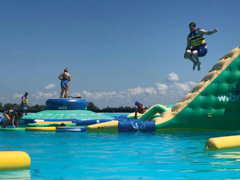 Escape to a tropical Lagoon just 5 miles away/8 minute by car - open to the public! Lagoon Hours 11-17 (bar open later on weekends). General Admission: Dec 21-April 15 ca $25 pp, other times ca $15 pp (prices/dates subject to change without notice).
