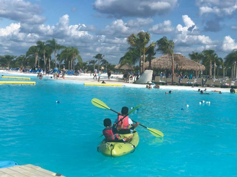 Escape to a tropical Lagoon just 5 miles away/8 minute by car - open to the public! Lagoon Hours 11-17 (bar open later on weekends). General Admission: Dec 21-April 15 ca $25 pp, other times ca $15 pp (prices/dates subject to change without notice).
