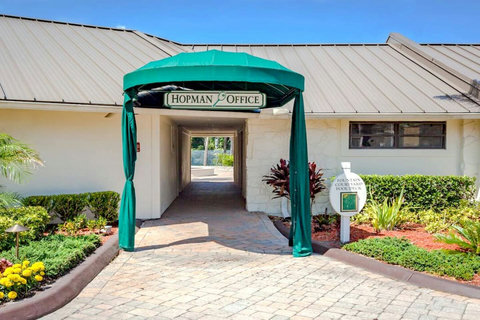 Calling all tennis enthusiasts! The Tennis Pro Shop is a player's haven, conveniently located only 100 yards from our villa.
