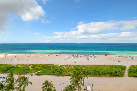 Beachfront building - Step into South Beach's Lummus Park Beach, right outside our building, for an unforgettable coastal experience.
