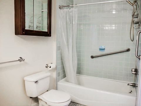 Full Bathtub