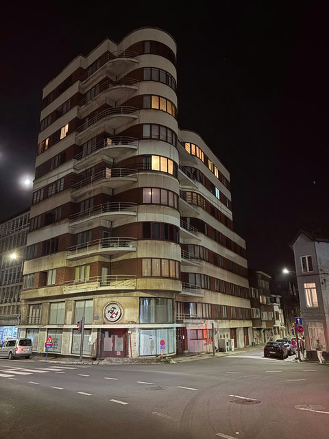 Residence Albert Outside View, Night.
With the Cercle Royal de Charleroi on the Ground Level.

https://fr.wikipedia.org/wiki/R%C3%A9sidence_Albert