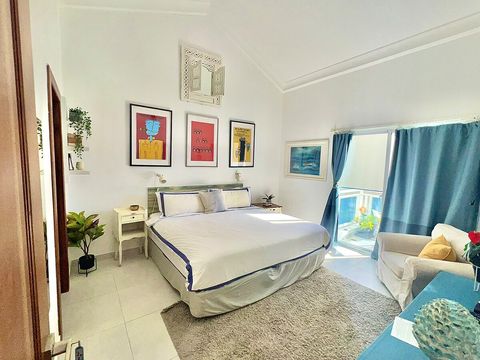 Habitación, cama King. 