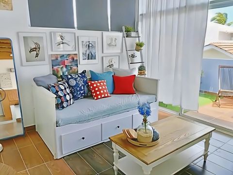Terraza, sofá cama