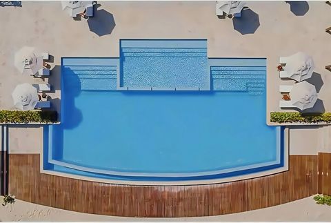 Club de playa privado de la propiedad. Este club es el nuncio acceso a la playa dentro de la propiedad. Para acceder al club de playa hay que pagar un consumo mínimo por persona. Este dinero no se pierde ya que es para consumir en bebidas y comidas.