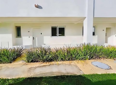 Entrada al Apartamento A-107. Este apartamento es parte de nuestro BIG FAMILY.