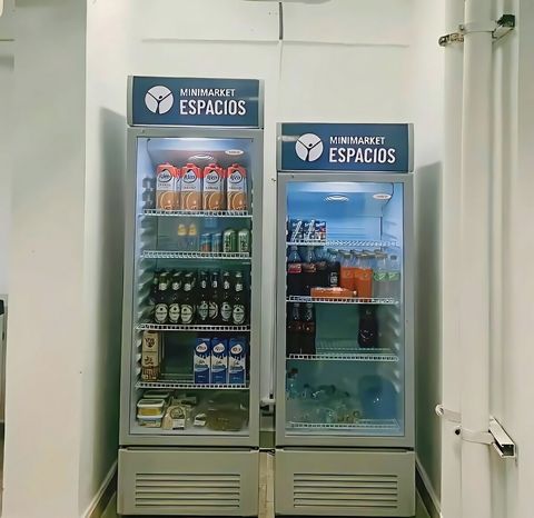 Tenemos un Minimarket en el condominio. Esta ubicado en el bloque B, planta baja después de la zona de parqueos. Ofrece Delivery hasta los apartamentos.