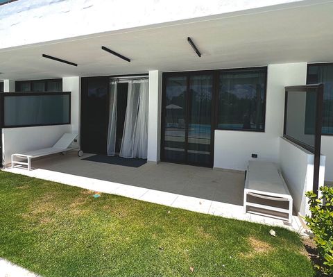 Terraza exterior del apartamento.