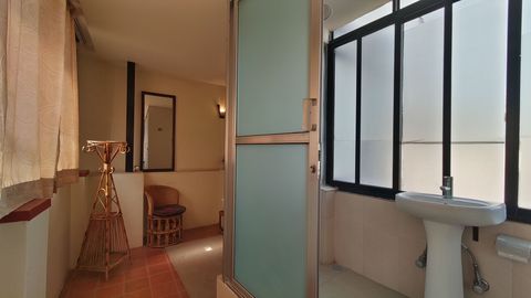 private room with queen bed