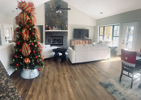 Come spend the holidays in Hot Springs with us! We have a tree for your presents ready to go!