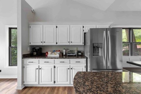 Additional counter space with Keurig (pot and single pod), toaster oven, and blender available to use. 