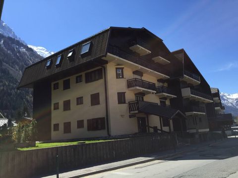 Les Sommets Building