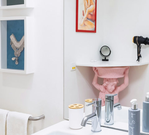 Large marble bathroom with walk-in rain shower. 24-hour high water pressure hot water. Toilet, bidet, washbasin and hair dryer.   Free toiletries : hand soap, shampoo, conditioner, and body soap and toilet paper.  Free quality towels.