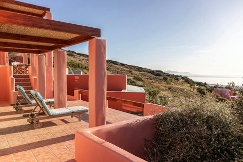 Veranda outside bedrooms 1 and 2