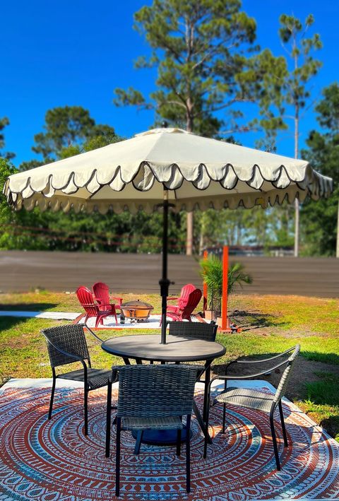 Umbrella Patio Table and Fire Pit