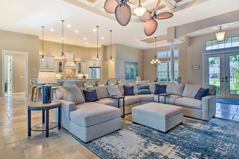 Luxury furnishings throughout