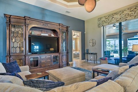 Open the disappearing sliding doors to the lanai